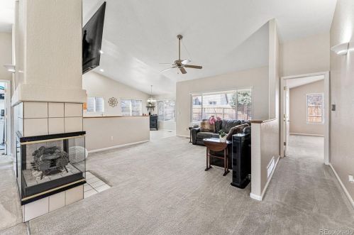 4712 Danube Cir, Aurora CO  80015-4958 exterior