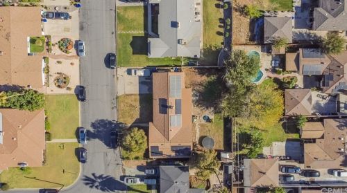 125 Van Koevering St, Rialto, CA 92376-5037