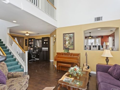 17488 Meadow Rock Dr, Riverside CA  92503-8702 exterior