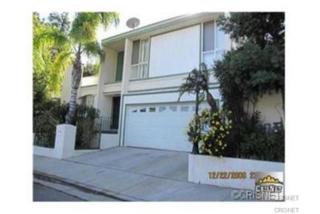 17041 Escalon Dr, Van Nuys CA  91436-4042 exterior