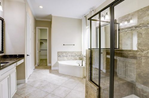 20215 Bristol Blf Ln, Richmond TX 77407-1507 exterior