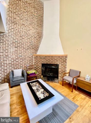 4116 Baltimore Ave, Philadelphia PA 19143-2613 exterior