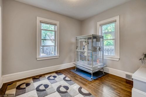 1072 Charles Ave, Saint Paul MN  55104-2617 exterior