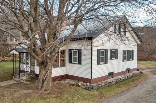 26 Lisbon Rd, Bath, NH 03740-4726