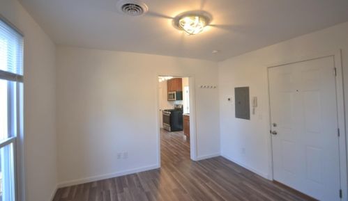 610 Union St, Valpo IN  46383-6545 exterior