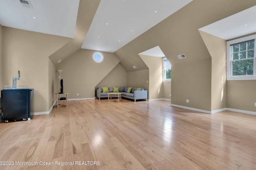 139 Cold Indian Spg Rd, Tinton Falls NJ 07712-3247 exterior