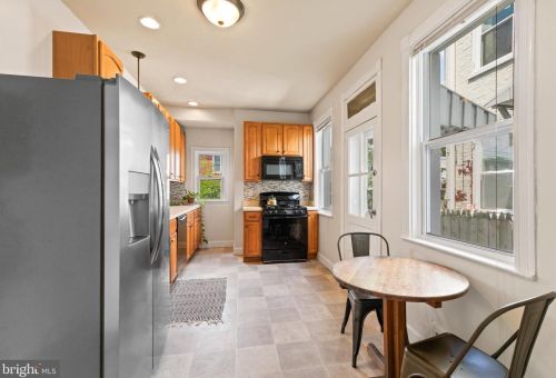 341 Ross St, Lancaster PA  17602-1943 exterior