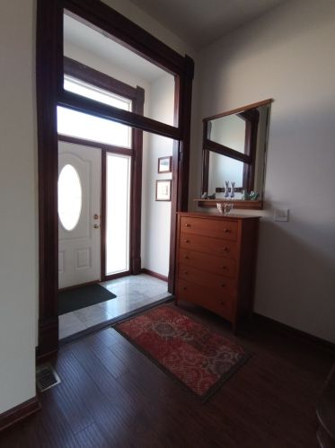 2219 Adams St, Chicago, IL 60612-2908