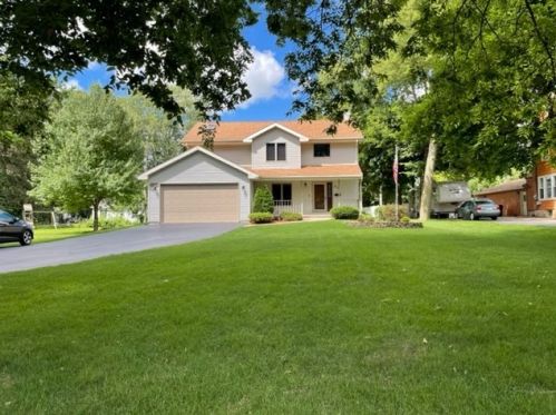 1016 7th St, Hillcrest, IL 61068-1533