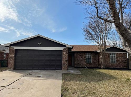 626 Plainview Dr, Midlothian TX  76063-2170 exterior