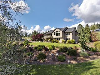 12521 Jackson Quarry Rd, Beaverton, OR 97124-8004