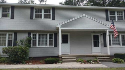 13 Holly Ln, Londonderry, NH 03053-3779