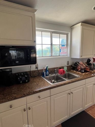 9922 Balmoral St, Whittier, CA 90601-1811