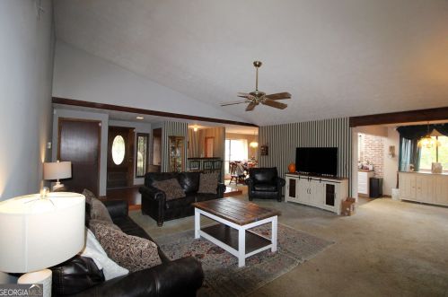 1368 Gray Rock Dr, Marietta, GA 30066-1107