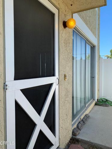 10 Bahia Cir, Santa Paula, CA 93060-2408