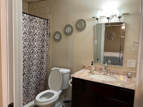 1801 Whiteoak Dr, Garland TX 75040-5410 exterior