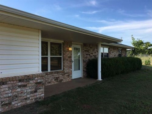 1306 Oklahoma St, Tryon, OK 74875-7755
