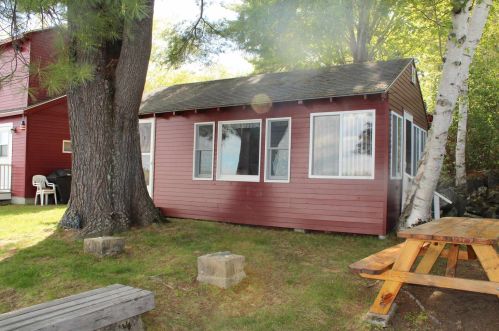 131 Lovell Lake Rd, Wakefield, NH 03872-4725
