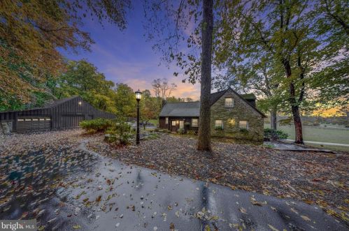 1931 Old Annapolis Rd, Woodbine, MD 21797-8202