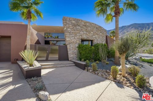 365 Patel Pl, Palm Springs, CA 92264-4500