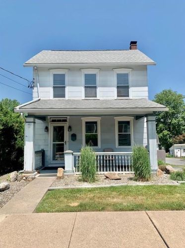 224 Central Ave, Bangor, PA 18013-2263
