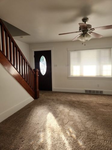 127 Indiana Ave, Vandergrift, PA 15690-2119