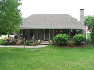 20503 Meadow Oaks Dr, Springfield, NE 68059-7031