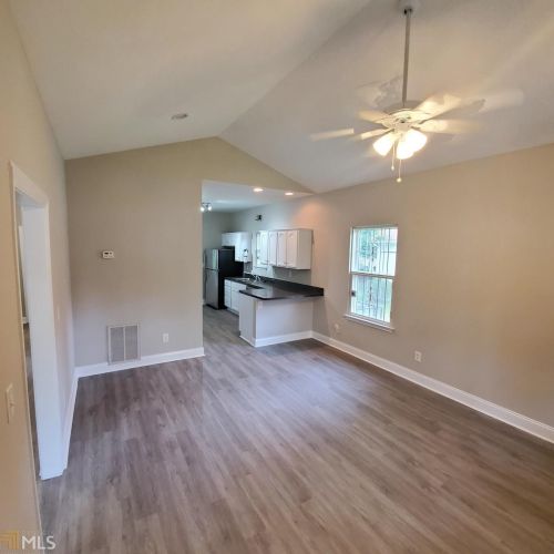 3706 Adamsville Dr, Atlanta GA  30331-3707 exterior