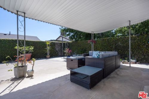 1520 Harle Pl, Anaheim CA  92802-2510 exterior