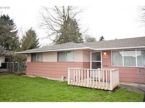 14855 Johnson Rd, Portland, OR 97267-2402