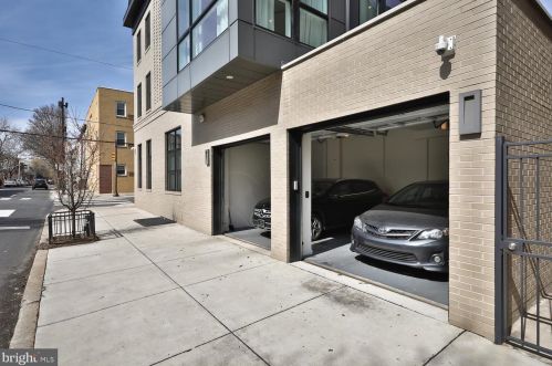 431 20 St, Philadelphia PA 19144-2401 exterior