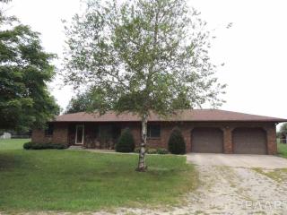 17929 Red Shale Hl Rd, Pekin IL  61554-8618 exterior