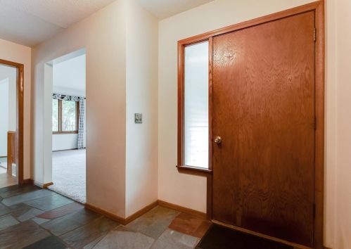 8024 34th Pl, Minneapolis MN  55427-1927 exterior