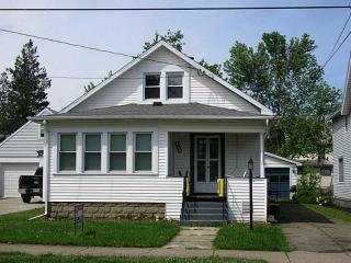 2818 Washington Ave, Erie, PA 16508-1350