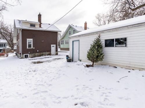 737 Desoto St, Saint Paul MN  55130-4215 exterior