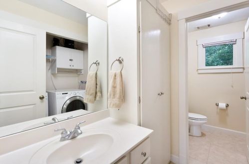 1920 Felker Ward St, Atlanta GA  30318-1811 exterior