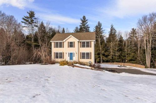 205 Copperline Dr, Chichester, NH 03234-4037