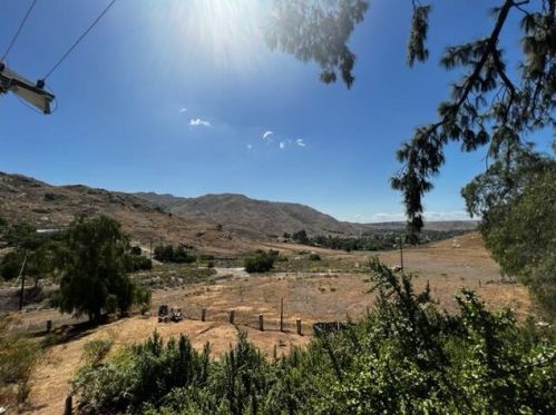 2270 Mt Vernon Ave, Riverside CA  92507-4624 exterior