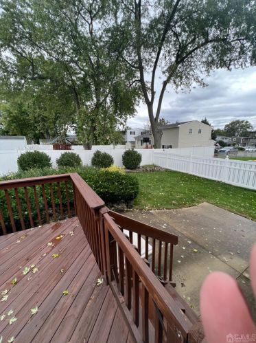 3 Mark Pl, Old Bridge, NJ 08857-2256