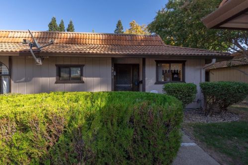 5410 Vin Rose Ct, Citrus Heights, CA 95610-7926