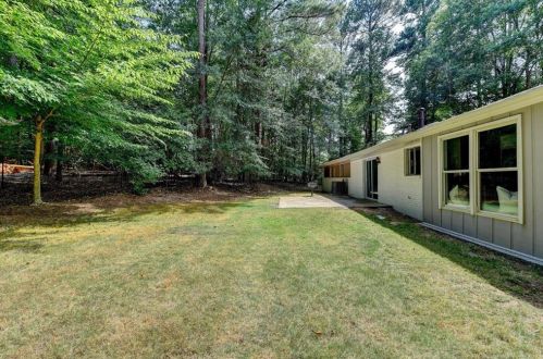2800 Meadow Lark Trl, Duluth GA  30096-3971 exterior