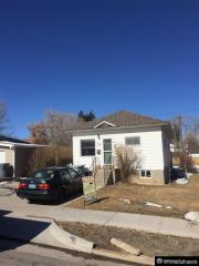 732 9th St, Evanston, WY 82930-3712