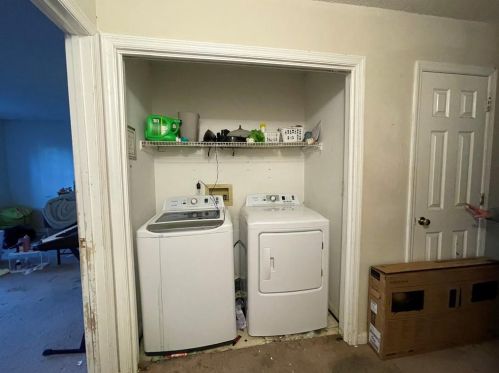 1325 Poplar Pointe, Smyrna GA  30082-2213 exterior