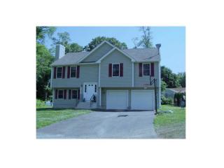 5 Colin Cir, Warren, RI 02885-1700
