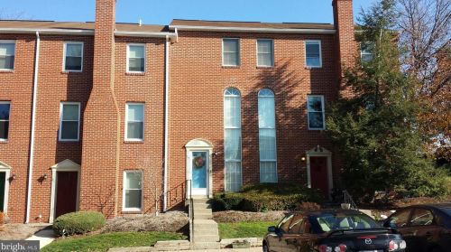 79 Fairfax Vlg, Harrisburg, PA 17112-9556