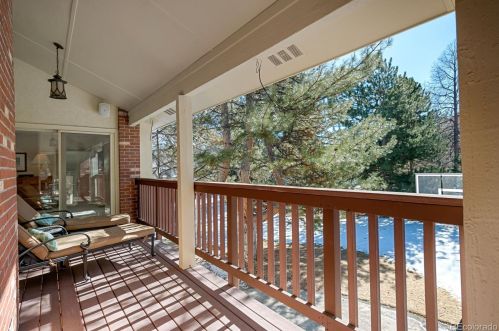 6068 Clinton Ct, Englewood CO 80111-5217 exterior