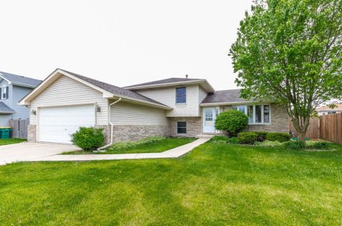 6912 Cottie Dr, Joliet, IL 60431-6033