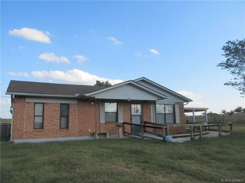 16045 Juniper Rd, Henryetta, OK 74437-8109