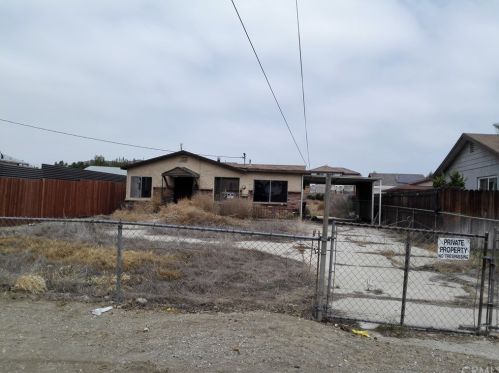5234 Phillips Blvd, Chino, CA 91710-1927