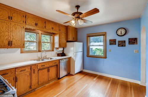 1262 James Ave, Saint Paul MN  55105-2946 exterior